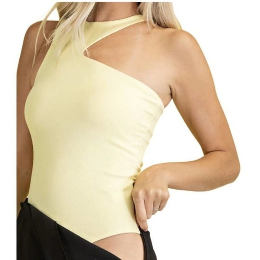 Pale Yellow Velour Asymmetric Bodysuit‎ | Glam | Large | NWT SKU 8